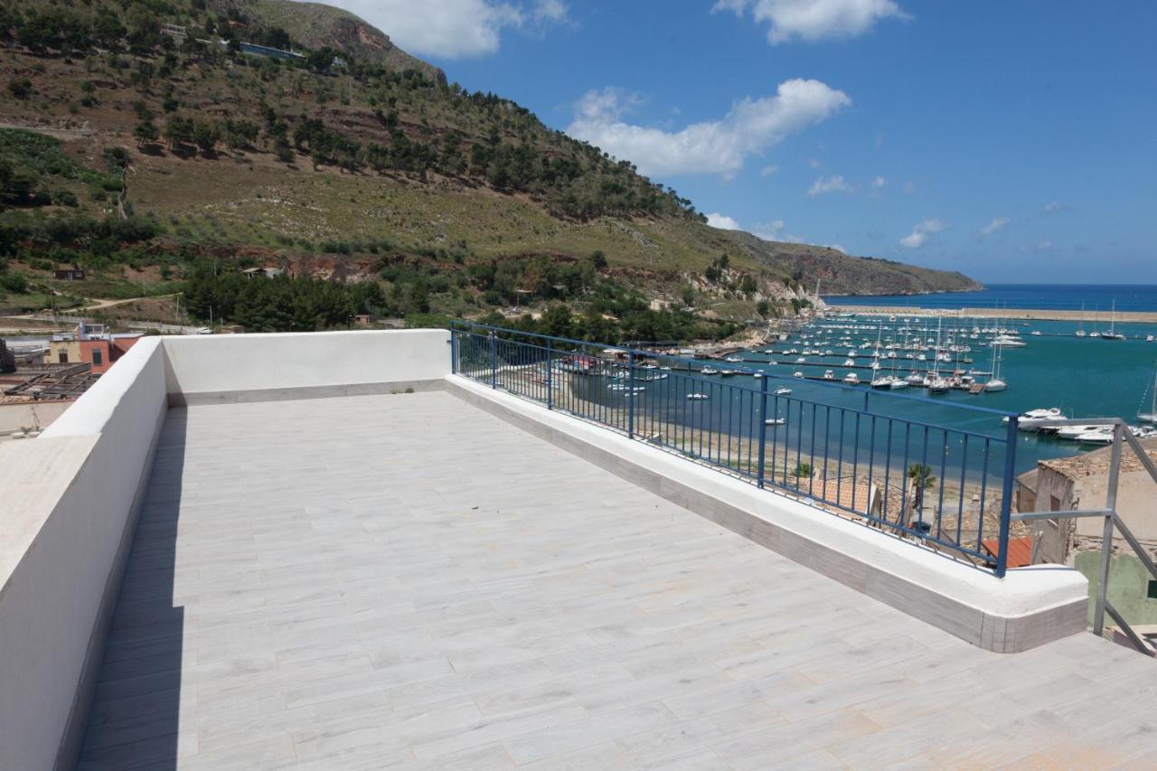 卡斯泰拉马莱La Terrazza Sul Porto公寓 外观 照片