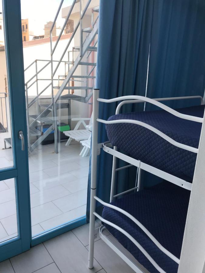 卡斯泰拉马莱La Terrazza Sul Porto公寓 外观 照片